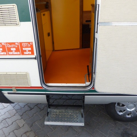 Hymer Peugeot geïntegreerd 280L RETRO Hymer Peugeot geïntegreerd 280L RETRO