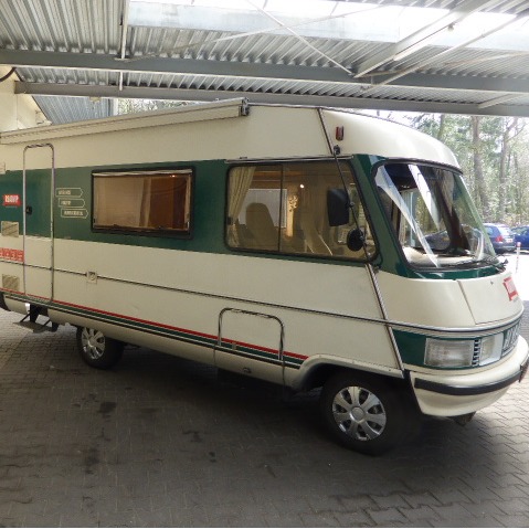 Hymer Peugeot geïntegreerd 280L RETRO Hymer Peugeot geïntegreerd 280L RETRO