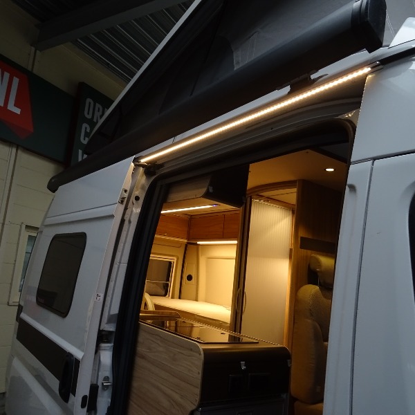 Hymer Yosemite, automaat, 6 mtr, bj 2018, 18.000 km, 150 pk, wit