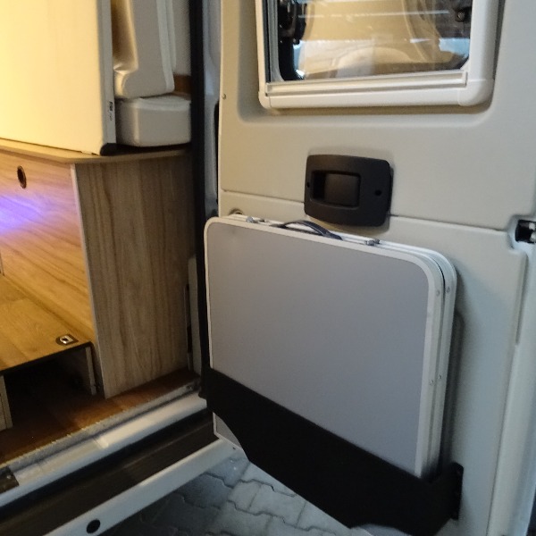 Hymer Yosemite, automaat, 6 mtr, bj 2018, 18.000 km, 150 pk, wit Hymer Yosemite, automaat, 6 mtr, bj 2018, 18.000 km, 150 pk, wit