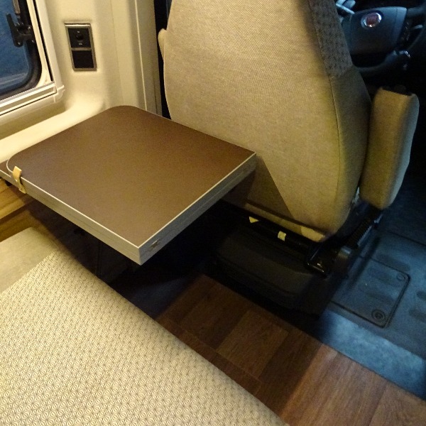 Hymer Yosemite, automaat, 6 mtr, bj 2018, 18.000 km, 150 pk, wit Hymer Yosemite, automaat, 6 mtr, bj 2018, 18.000 km, 150 pk, wit