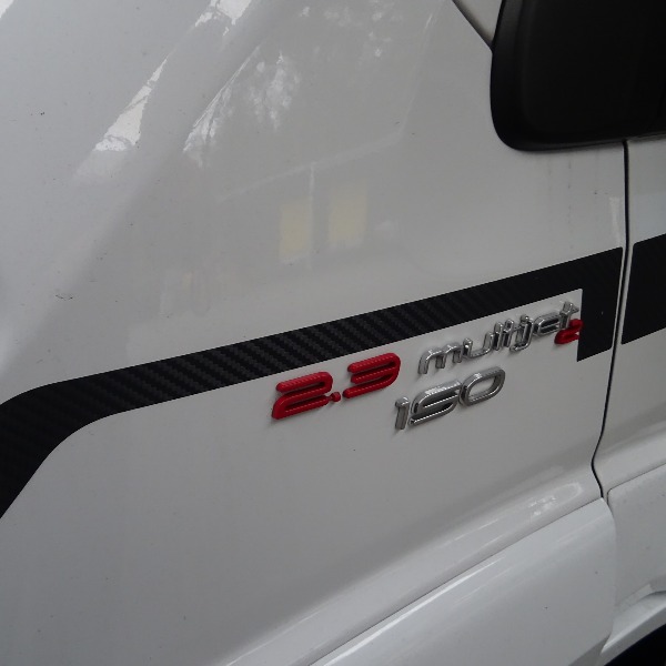 Hymer Yosemite, automaat, 6 mtr, bj 2018, 18.000 km, 150 pk, wit Hymer Yosemite, automaat, 6 mtr, bj 2018, 18.000 km, 150 pk, wit