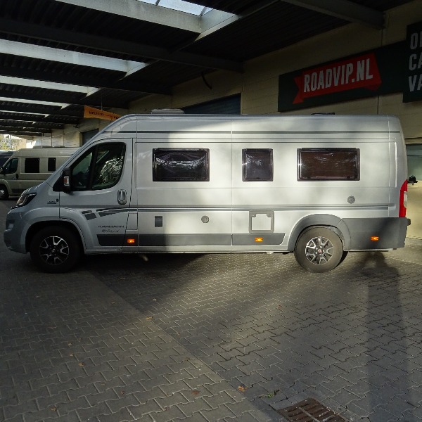 Karmann Davis 620, buscamper, langsbedden, 6,4 mtr Karmann Davis 620, buscamper, langsbedden, 6,4 mtr