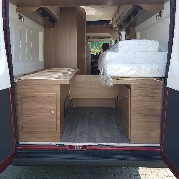 Bravia Swan 636 163 pk, buscamper, langsslaper, hefdak, 2019, 10 dkm Bravia Swan 636 163 pk, buscamper, langsslaper, hefdak, 2019, 10 dkm