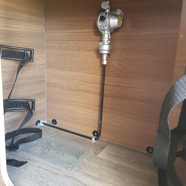 Bravia Swan 636 163 pk, buscamper, langsslaper, hefdak, 2019, 10 dkm Bravia Swan 636 163 pk, buscamper, langsslaper, hefdak, 2019, 10 dkm