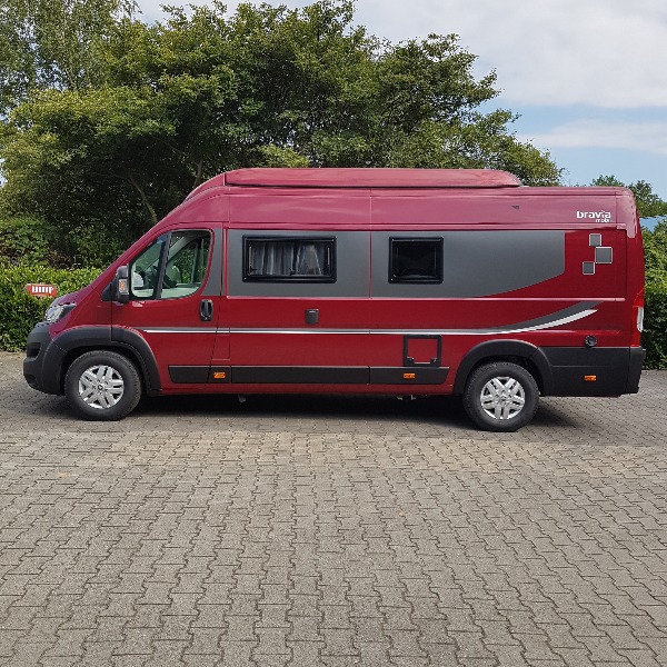 Bravia Swan 636 163 pk, buscamper, langsslaper, hefdak, 2019, 10 dkm Bravia Swan 636 163 pk, buscamper, langsslaper, hefdak, 2019, 10 dkm