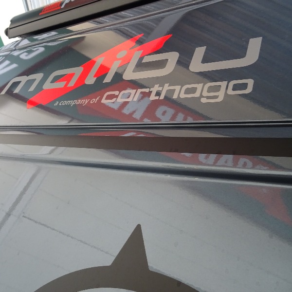Carthago Malibu Van 600, buscamper, 6 mtr, 130 pk, 2017, 23 dkm, antraciet Carthago Malibu Van 600, buscamper, 6 mtr, 130 pk, 2017, 23 dkm, antraciet