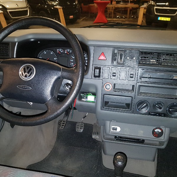 VW Transporter T4 California Coach, buscamper, blauw metallic, 1999, 260 dkm VW Transporter T4 California Coach, buscamper, blauw metallic, 1999, 260 dkm