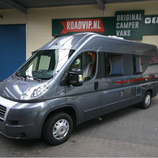 Adria Twin Buscamper, 6 mtr, bj 2013, 59 dkm, 130 pk, antr. grijs