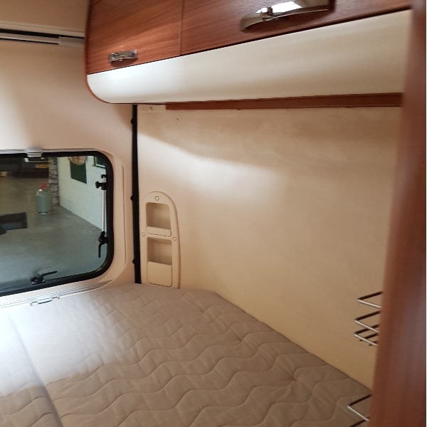 Adria Twin Buscamper, 6 mtr, bj 2013, 59 dkm, 130 pk, antr. grijs Adria Twin Buscamper, 6 mtr, bj 2013, 59 dkm, 130 pk, antr. grijs