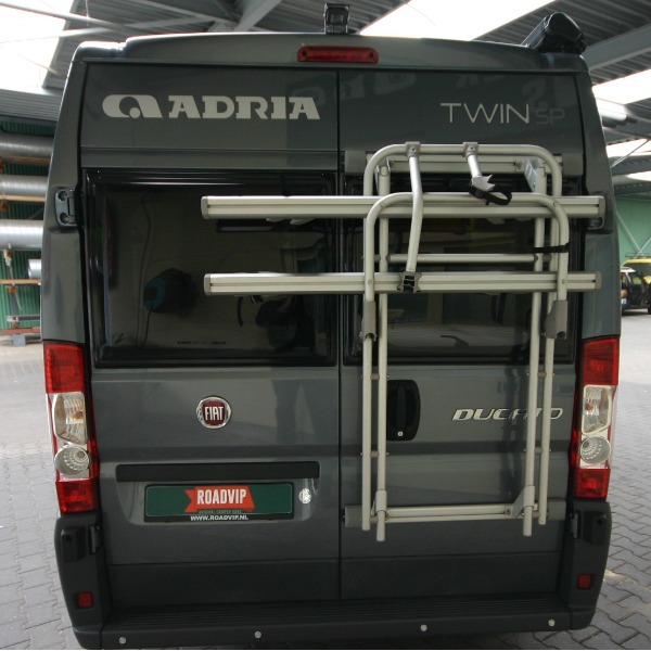 Adria Twin Buscamper, 6 mtr, bj 2013, 59 dkm, 130 pk, antr. grijs Adria Twin Buscamper, 6 mtr, bj 2013, 59 dkm, 130 pk, antr. grijs