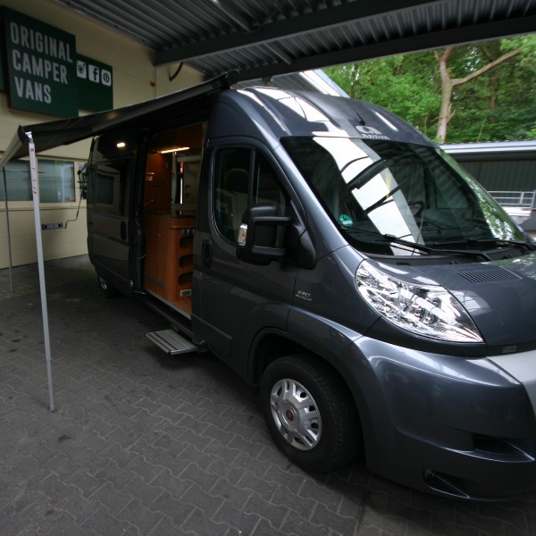 Adria Twin Buscamper, 6 mtr, bj 2013, 59 dkm, 130 pk, antr. grijs Adria Twin Buscamper, 6 mtr, bj 2013, 59 dkm, 130 pk, antr. grijs