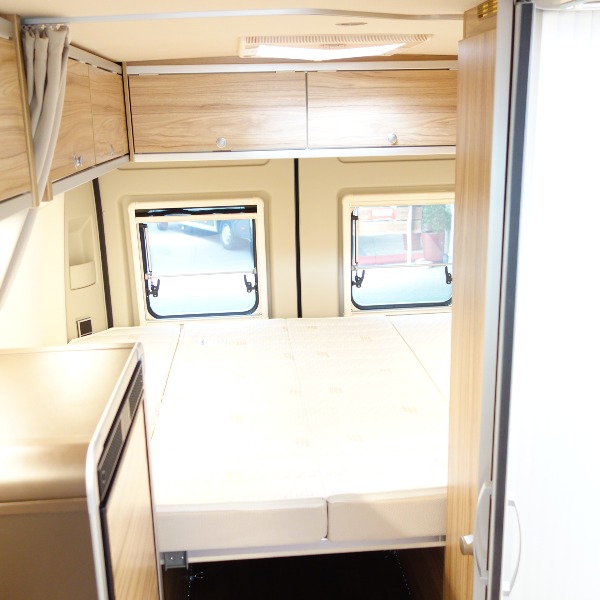 Hymer Grand Canyon, automaat, 6 mtr, bj 2018, 10.000 km, 150 pk, met. grijs Hymer Grand Canyon, automaat, 6 mtr, bj 2018, 10.000 km, 150 pk, met. grijs