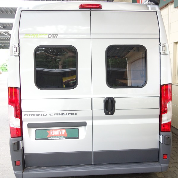 Hymer Grand Canyon, automaat, 6 mtr, bj 2018, 10.000 km, 150 pk, met. grijs Hymer Grand Canyon, automaat, 6 mtr, bj 2018, 10.000 km, 150 pk, met. grijs