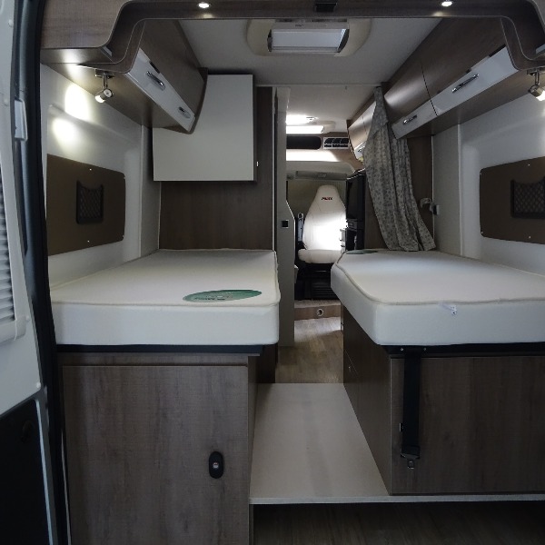 Pilote V630, buscamper, 6,4 mtr, langsbedden, 2019, 8 dkm Pilote V630, buscamper, 6,4 mtr, langsbedden, 2019, 8 dkm