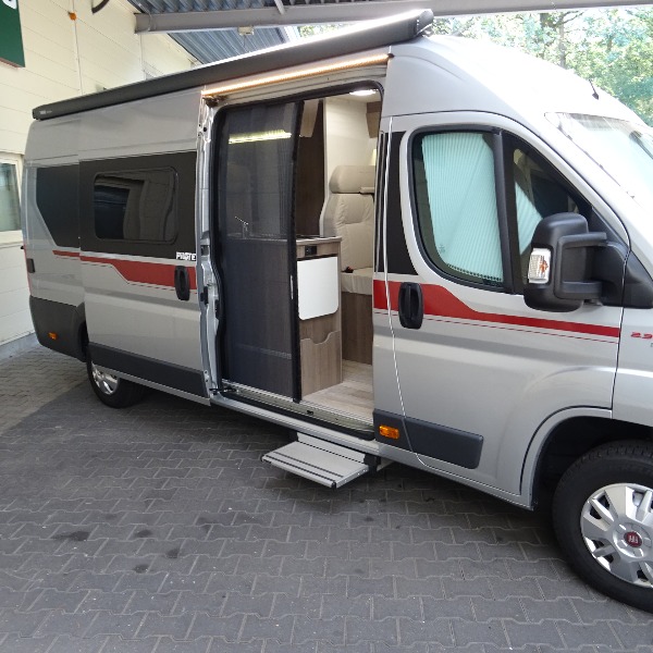 Pilote V630, buscamper, 6,4 mtr, langsbedden, 2019, 8 dkm