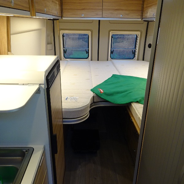 HymerCar Yellowstone, buscamper, 6,4 mtr. langsbedden, AUTOMAAT, 2019, 0 km. HymerCar Yellowstone, buscamper, 6,4 mtr. langsbedden, AUTOMAAT, 2019, 0 km.