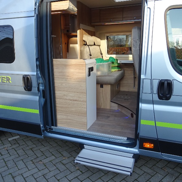 HymerCar Yellowstone, buscamper, 6,4 mtr. langsbedden, AUTOMAAT, 2019, 0 km.