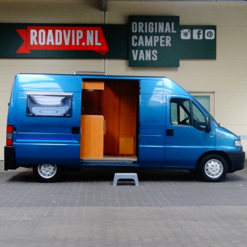 Pössl Duet 5,4 mtr rondzit, met. blauw