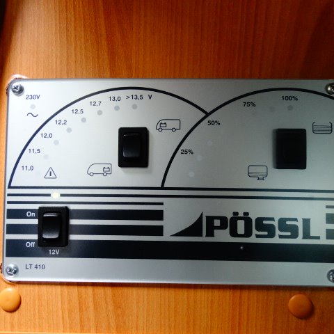 Pössl 2WIN buscamper 6 mtr, bj. 2011, rood Pössl 2WIN buscamper 6 mtr, bj. 2011, rood
