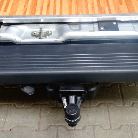 IN PRIJS VERLAAGD Pössl ROADCRUISER, buscamper, langsbedden, 6,4 MTR., bj. 2011, met. grijs. IN PRIJS VERLAAGD Pössl ROADCRUISER, buscamper, langsbedden, 6,4 MTR., bj. 2011, met. grijs.