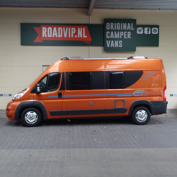 Adria Twin BUSCAMPER, 6 mtr. bj. 2010, met. orange