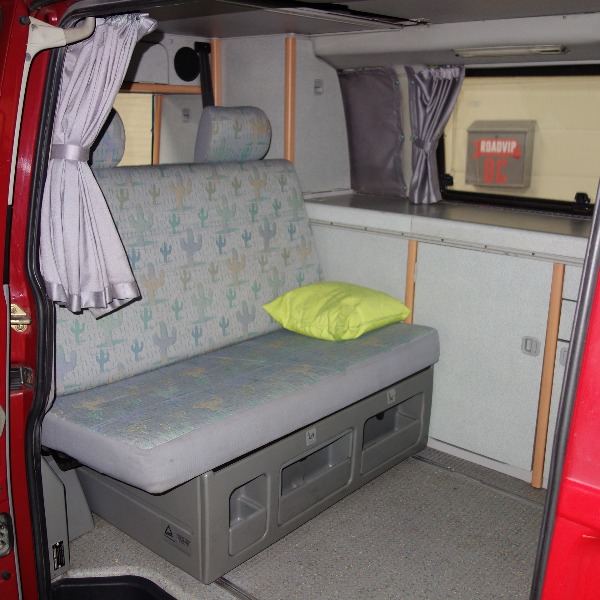 VW Transporter T4 California Coach, buscamper, rood