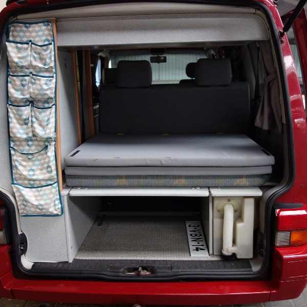 VW Transporter T4 California Coach, buscamper, rood VW Transporter T4 California Coach, buscamper, rood