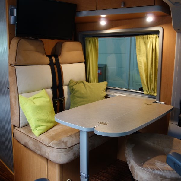 Hymer Car 322, bj. 2010, 160 pk, met. champagne