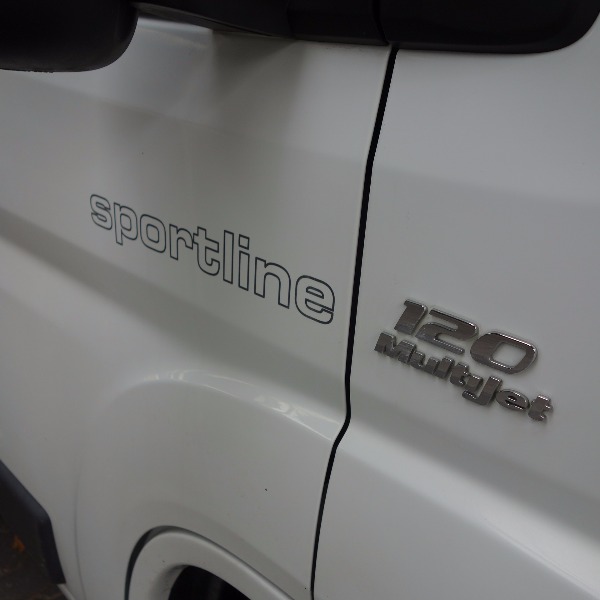 Hymer Sportline Buscamper CAR 322 bj. 2008, 120 pk, wit Hymer Sportline Buscamper CAR 322 bj. 2008, 120 pk, wit