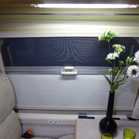 Fiat Ducato Chausson Twist 02 Prestige, Buscamper, bj. 2011, 120 pk, met. champagne Fiat Ducato Chausson Twist 02 Prestige, Buscamper, bj. 2011, 120 pk, met. champagne
