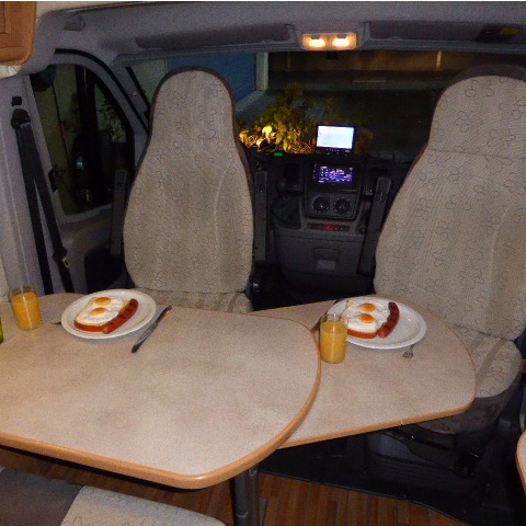 Fiat Ducato Chausson Twist 02 Prestige, Buscamper, bj. 2011, 120 pk, met. champagne Fiat Ducato Chausson Twist 02 Prestige, Buscamper, bj. 2011, 120 pk, met. champagne