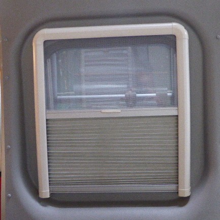 Fiat Ducato Pössl 2WIN, buscamper, bj. 2010, 120 pk, met. champagne Fiat Ducato Pössl 2WIN, buscamper, bj. 2010, 120 pk, met. champagne
