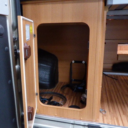 Fiat Ducato Pössl 2WIN, buscamper, bj. 2010, 120 pk, met. champagne Fiat Ducato Pössl 2WIN, buscamper, bj. 2010, 120 pk, met. champagne