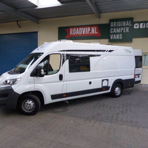 Pössl ROADCAR 640, buscamper, langsbedden, 2,3 ltr, 150 pk, 2016, 115 dkm, wit Pössl ROADCAR 640, buscamper, langsbedden, 2,3 ltr, 150 pk, 2016, 115 dkm, wit
