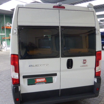 Pössl ROADCAR 640, buscamper, langsbedden, 2,3 ltr, 150 pk, 2016, 115 dkm, wit Pössl ROADCAR 640, buscamper, langsbedden, 2,3 ltr, 150 pk, 2016, 115 dkm, wit